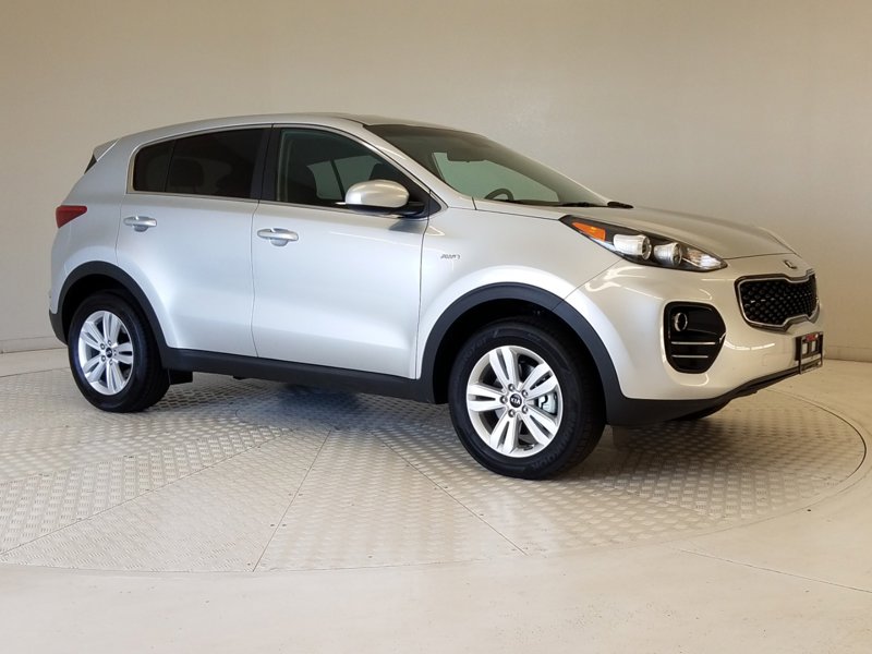 Used 2019 Kia Sportage LX image 1