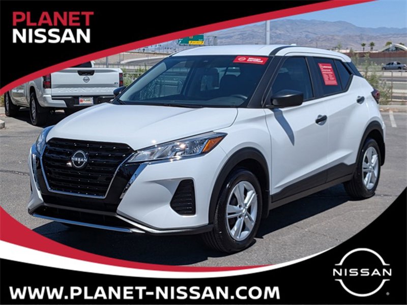Certified 2025 Nissan Kicks Play S image 1