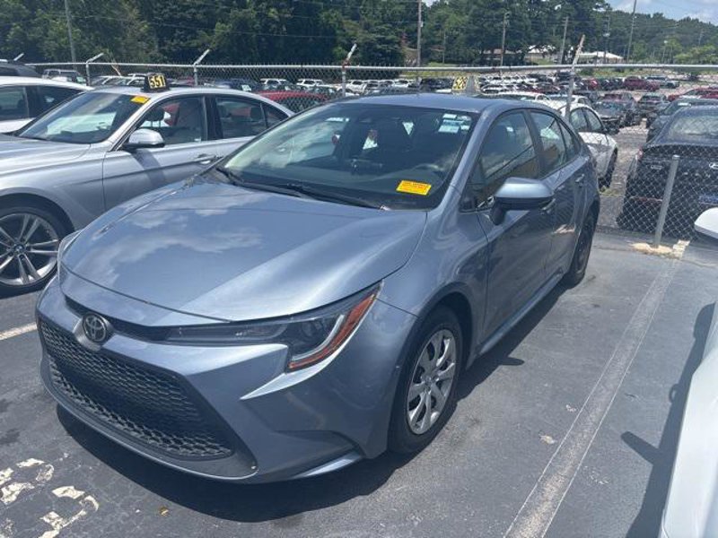 Certified 2022 Toyota Corolla LE image 1
