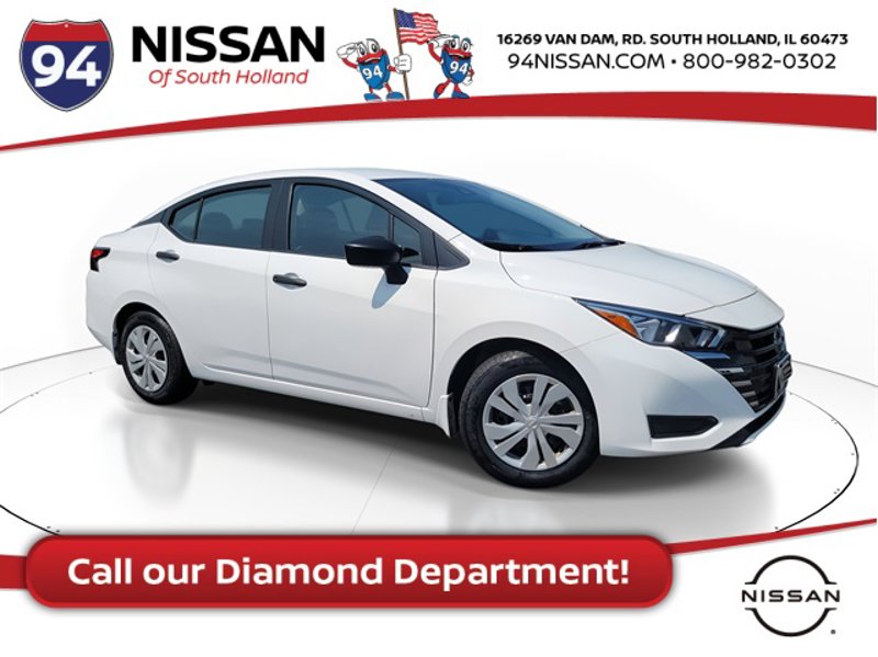 Used 2023 Nissan Versa S image 1