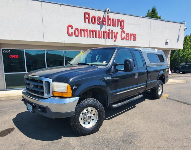 Used 1999 Ford F250 Lariat image 1