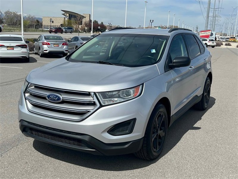 Used 2017 Ford Edge SE image 1