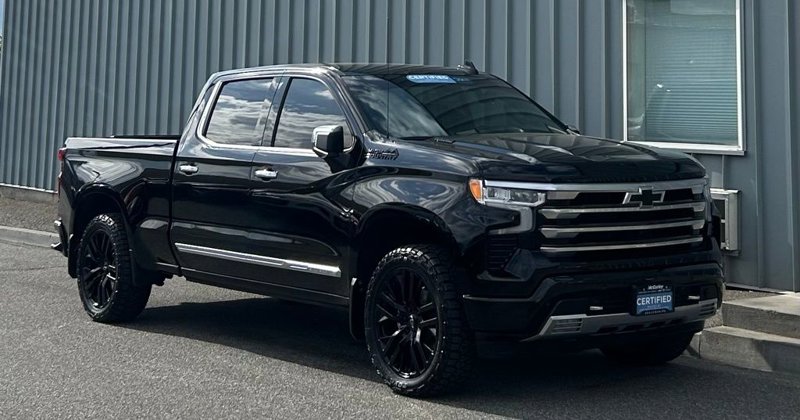 Certified 2023 Chevrolet Silverado 1500 High Country w/ High Country Premium Package image 1