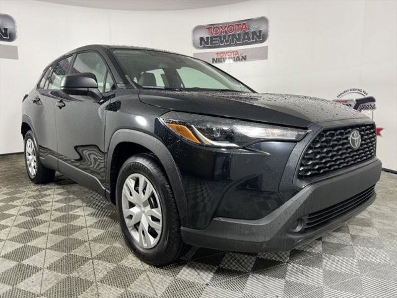 Used 2022 Toyota Corolla Cross L image 1
