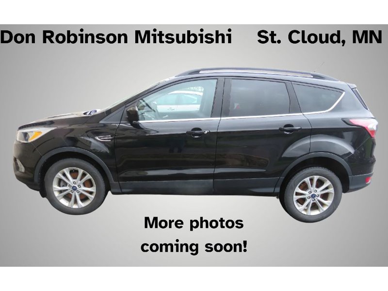 Used 2018 Ford Escape SE image 1