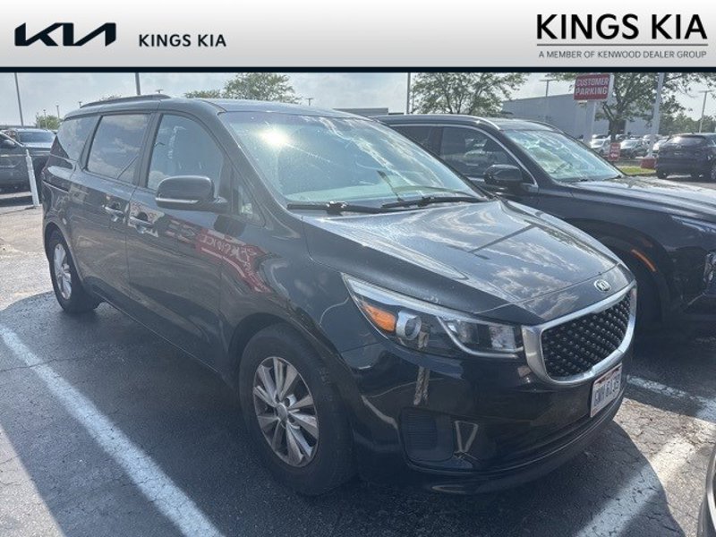Used 2015 Kia Sedona LX image 1