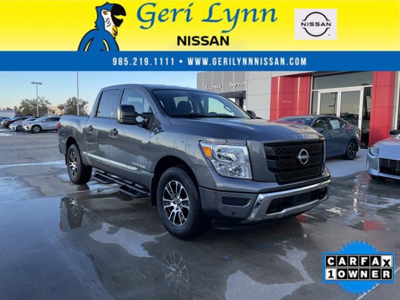 Certified 2024 Nissan Titan SV w/ SV Convenience Package image 1
