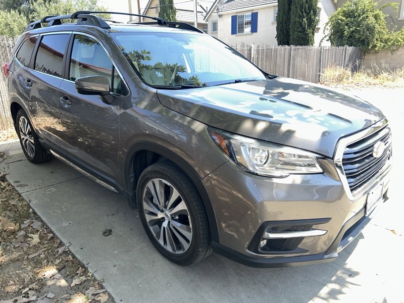 Used 2022 Subaru Ascent Limited w/ Technology Package image 1