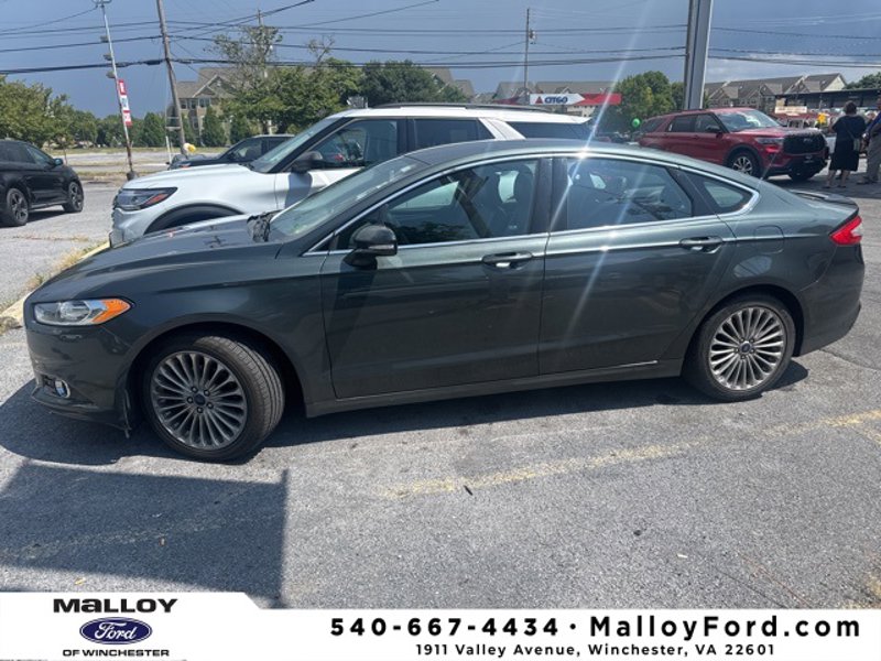 Used 2016 Ford Fusion Titanium image 1