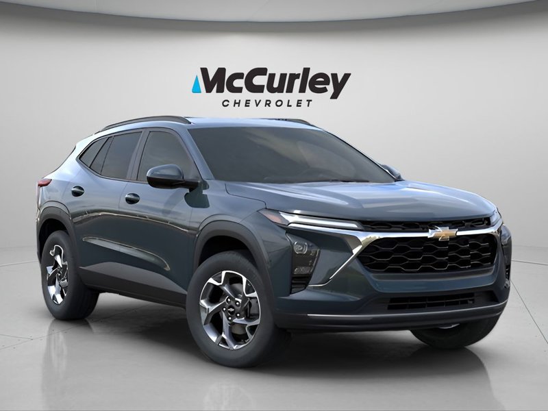 New 2025 Chevrolet Trax LT w/ Driver Confidence Package image 1