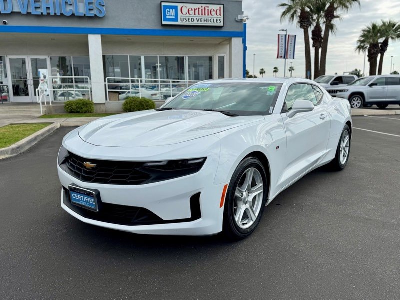 Certified 2023 Chevrolet Camaro LT image 1