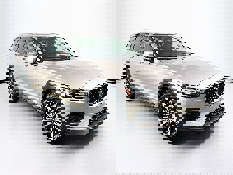Certified 2024 Volvo V60 B5 Cross Country Plus w/ Protection Package Premier image 1