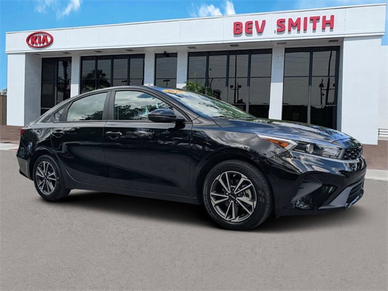 Certified 2023 Kia Forte LXS w/ LXS Technology Package image 1