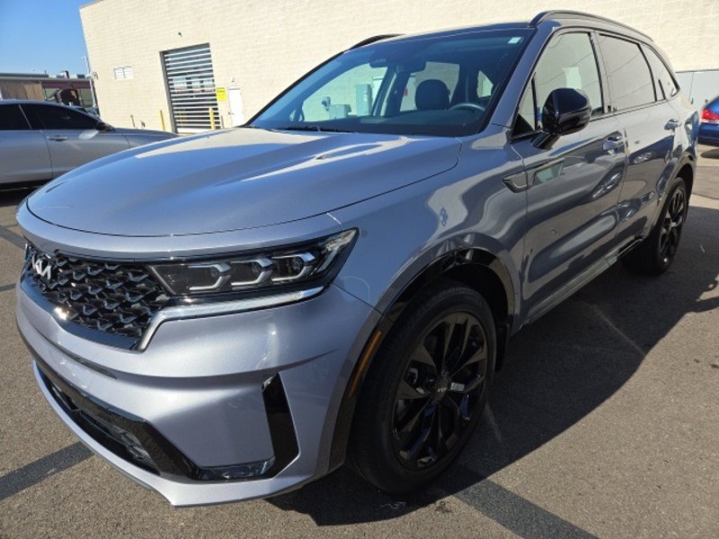 Certified 2023 Kia Sorento SX image 1