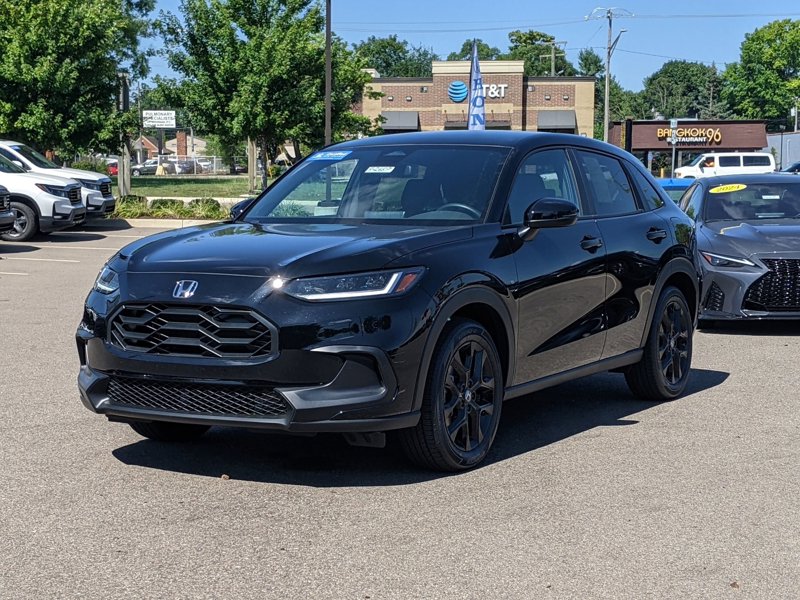 Certified 2025 Honda HR-V Sport image 1