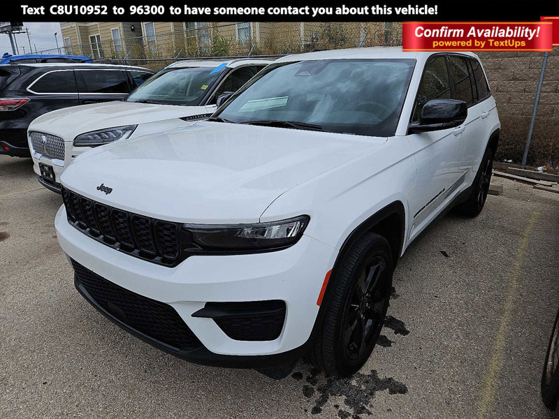 Used 2024 Jeep Grand Cherokee Altitude image 1