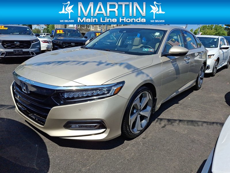 Used 2019 Honda Accord Touring image 1