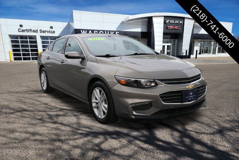 Used 2017 Chevrolet Malibu LT w/ Leather Package image 1