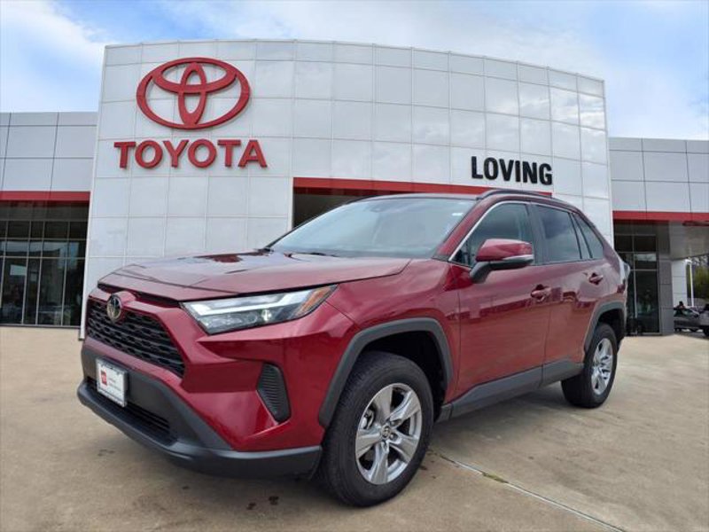 Certified 2024 Toyota RAV4 XLE image 1