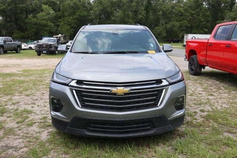 Certified 2023 Chevrolet Traverse LT w/ LPO, Floor Liner Package image 1