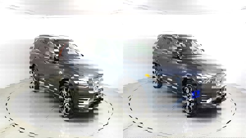 Certified 2025 Volvo XC90 B6 Ultra w/ Protection Package Premier image 1