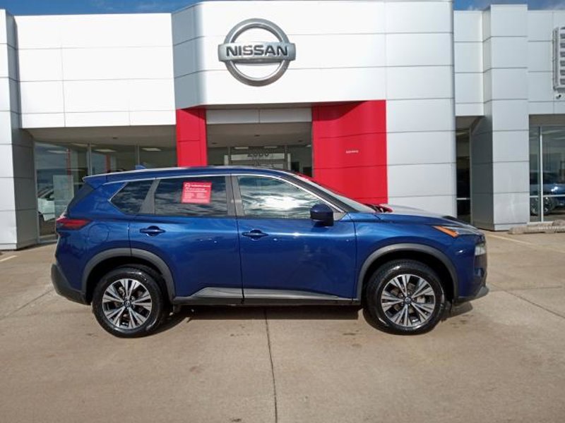 Certified 2023 Nissan Rogue SV image 1