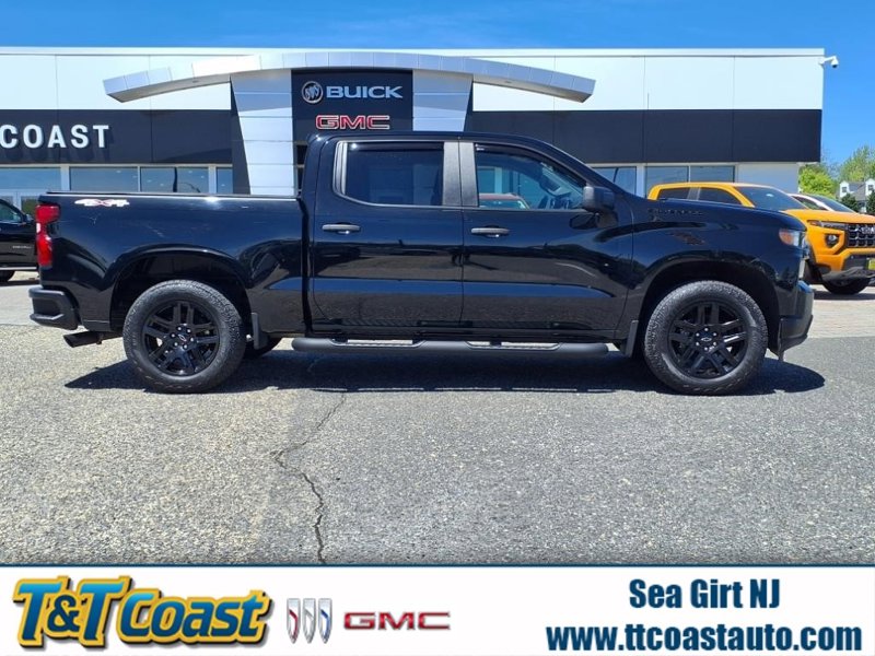 Certified 2021 Chevrolet Silverado 1500 Custom w/ Rally Edition image 1