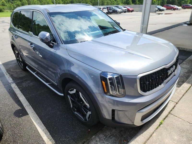 Certified 2024 Kia Telluride EX w/ EX Captain's Chair Package image 1