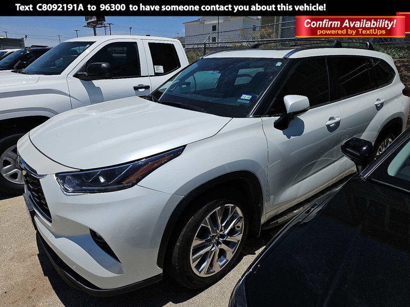 Used 2022 Toyota Highlander Limited image 1