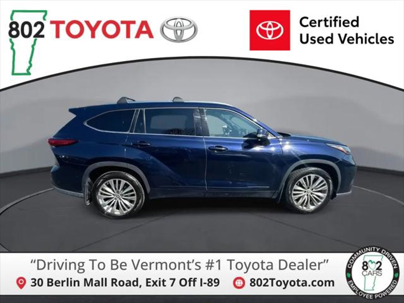 Certified 2022 Toyota Highlander Platinum image 1