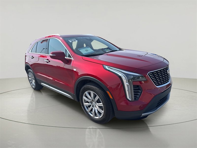 Certified 2023 Cadillac XT4 Premium Luxury image 1