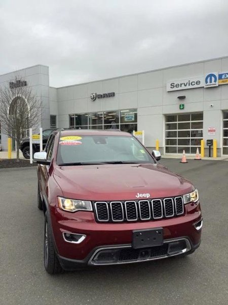 Certified 2022 Jeep Grand Cherokee Limited image 1