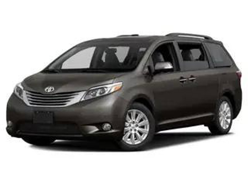 Certified 2017 Toyota Sienna XLE image 1