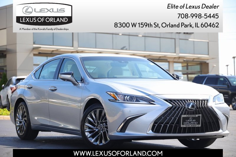 Certified 2024 Lexus ES 300h w/ Luxury Package image 1