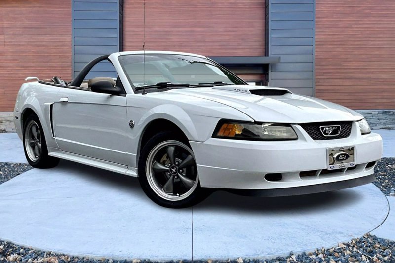 Used 2004 Ford Mustang GT Premium image 1