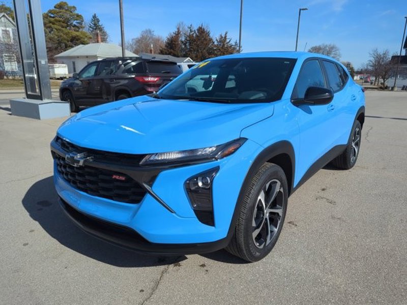 Certified 2024 Chevrolet Trax RS w/ Sunroof Package image 1