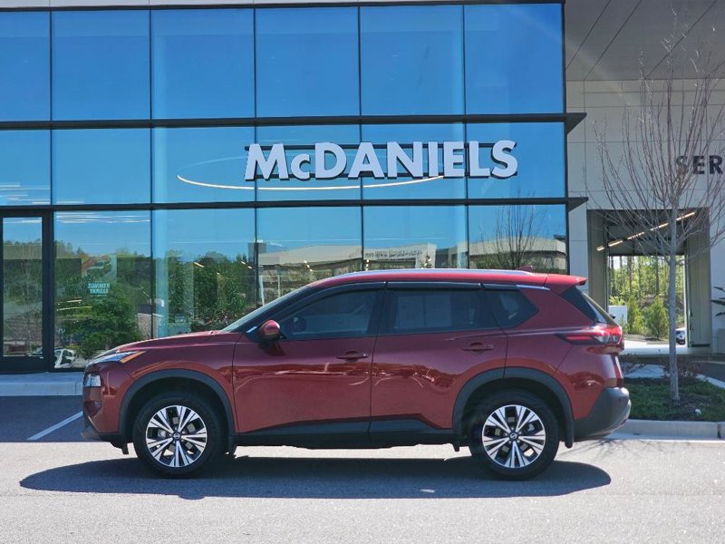 Used 2021 Nissan Rogue SV w/ Premium Package image 1