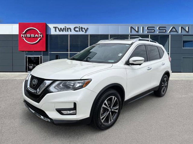 Certified 2020 Nissan Rogue SV w/ Sun & Sound Touring Package image 1