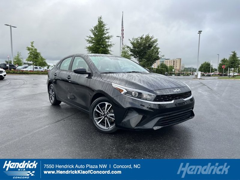Certified 2023 Kia Forte LXS image 1
