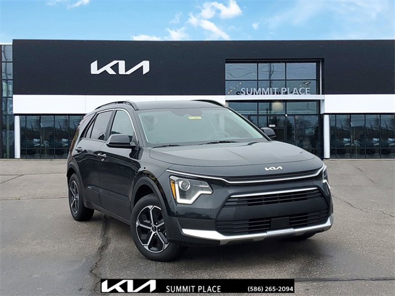 Certified 2024 Kia Niro EX image 1