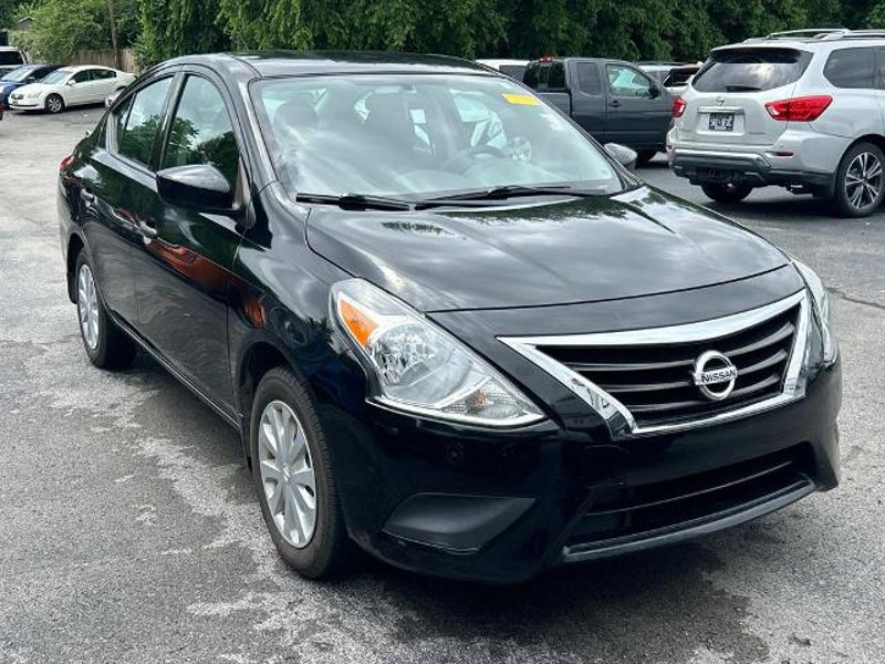 Certified 2018 Nissan Versa S Plus image 1