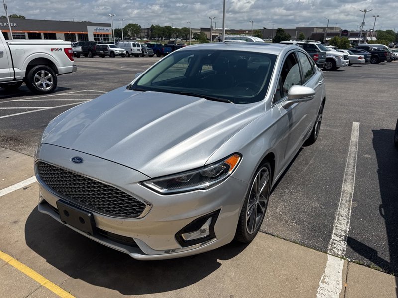 Used 2019 Ford Fusion Titanium image 1