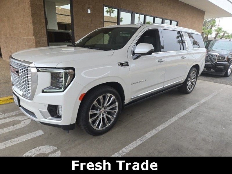 Certified 2022 GMC Yukon XL Denali w/ Denali Ultimate Package image 1