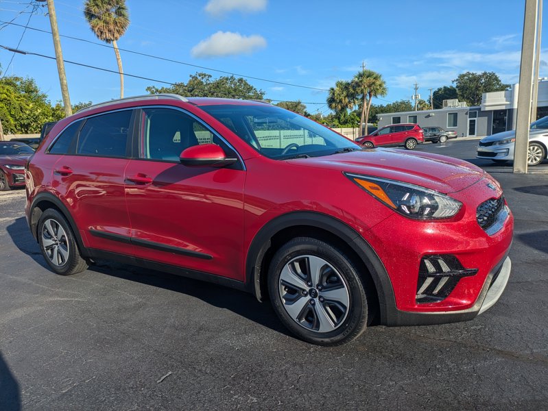 Certified 2020 Kia Niro LX image 1