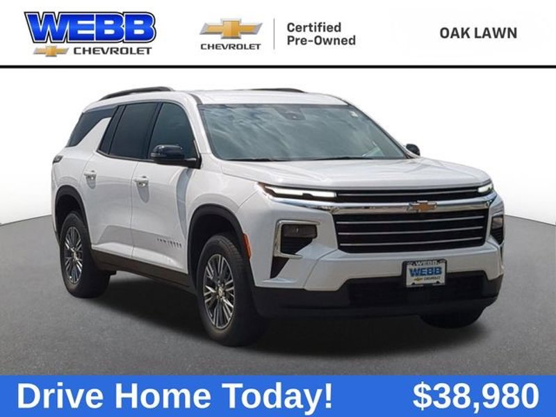 Certified 2025 Chevrolet Traverse LT image 1