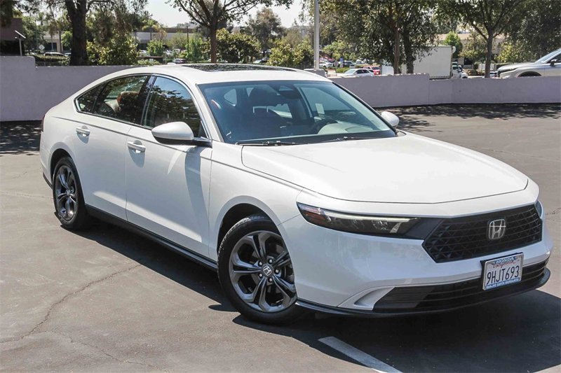 Certified 2023 Honda Accord EX image 1