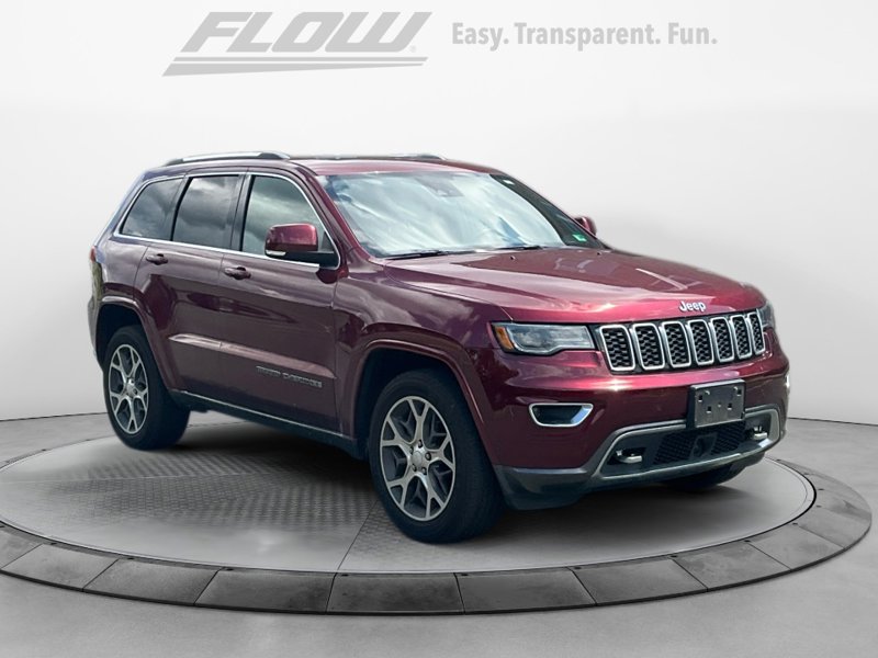 Used 2018 Jeep Grand Cherokee Limited image 1