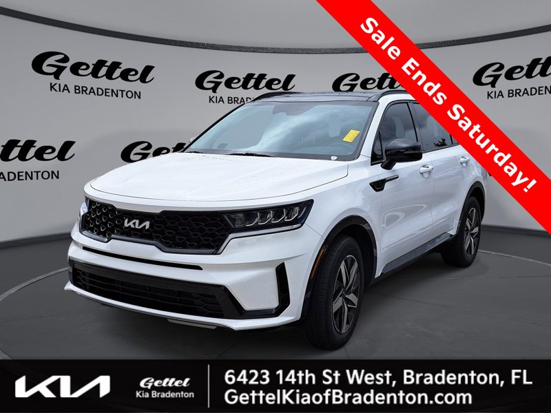 Certified 2022 Kia Sorento S w/ Panoramic Sunroof Package image 1