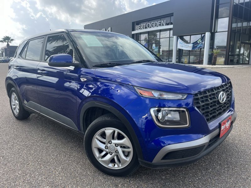 Certified 2023 Hyundai Venue SE w/ Cargo Package image 1
