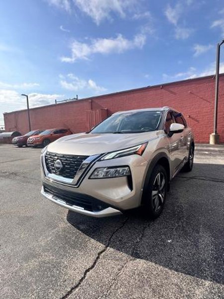 Certified 2022 Nissan Rogue Platinum w/ Head-Up Display Package image 1